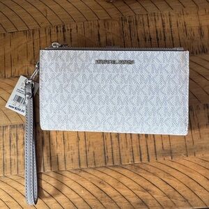 Michael Kors Jet Set Travel Wristlet Wallet Bright White NWT